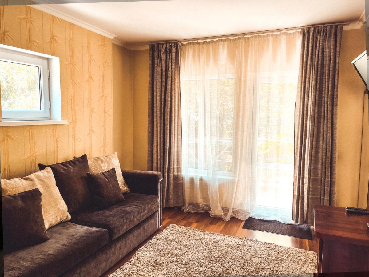 Guest House Leto Dolinka Eksteriør bilde